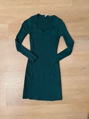 Long Sleeve Ribbed Square-Neck Dress in Deep Green